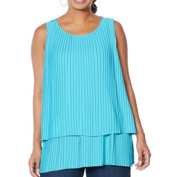 DG2 by Diane Gilman Tops - NWT DG2 BLUE FRONT PLEATED MIXED MEDIA EASY TANK BLOUSE sz M